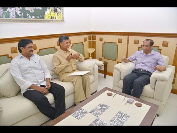  Chandrababu meets Governor seeking intervention in Fee issue