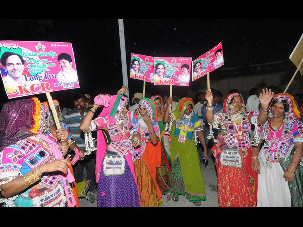 తెలంగాణ భవన్లో...