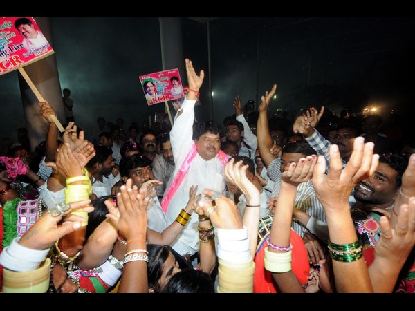 తెలంగాణ భవన్లో..