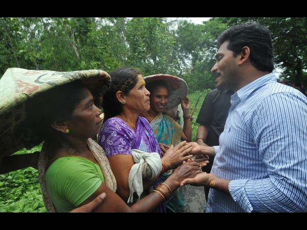 వైయస్ జగన్