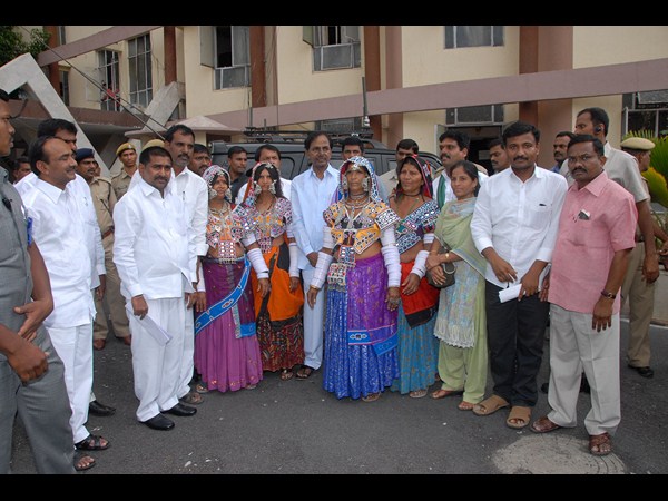 కేసీఆర్