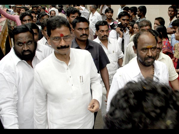 బోనమెత్తిన నగరం