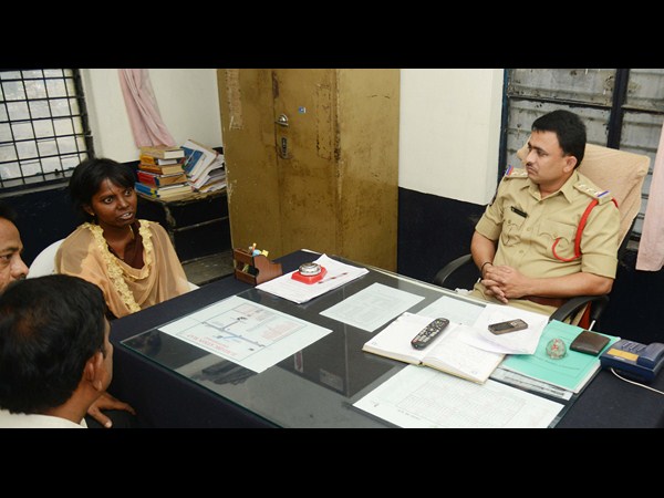 టీసీపై దాడి