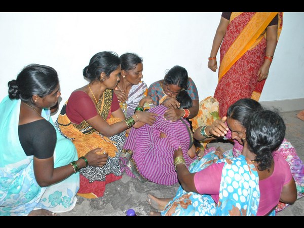 ఇలా ఓదార్పు...