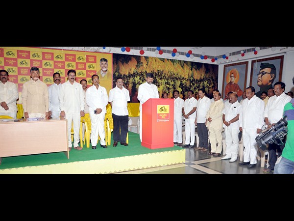 బాబుతో...