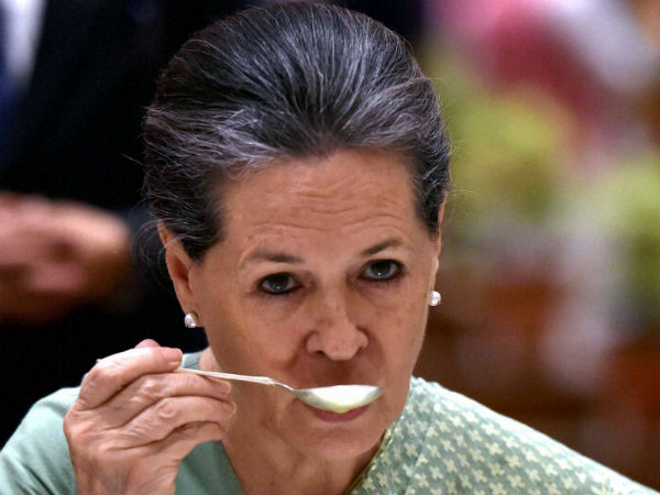 సోనియా గాంధీ