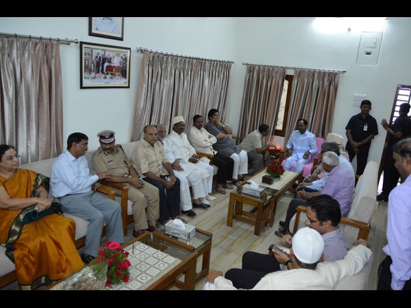 మొహమూద్ అలీ ఇంటికి కెసిఆర్