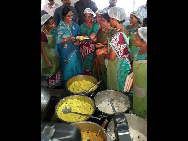  పరిటాల సునీత