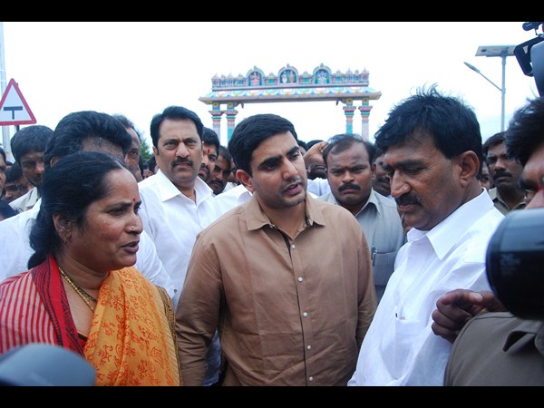 నారా లోకేష్ ఇలా..