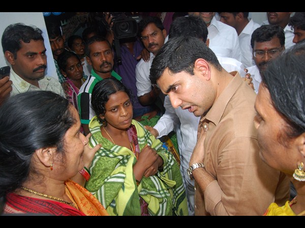 నారా లోకేష్ ఇలా..