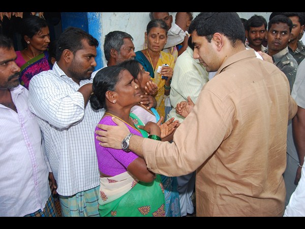 నారా లోకేష్ ఇలా..