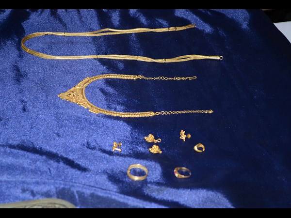 ఐదుగురి అరెస్టు 