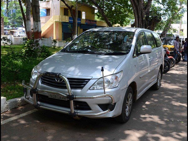 ఐదుగురి అరెస్టు