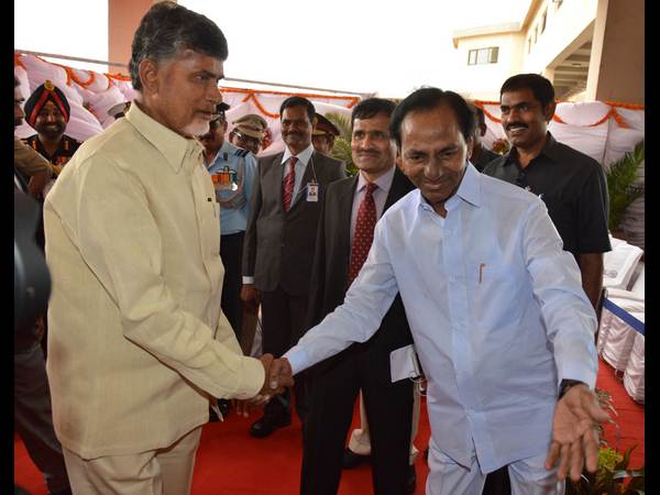 కేసీఆర్, బాబు