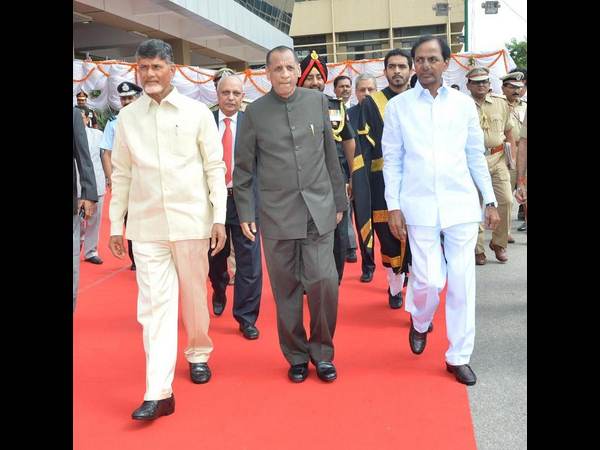 ప్రణబ్ వచ్చాడని..