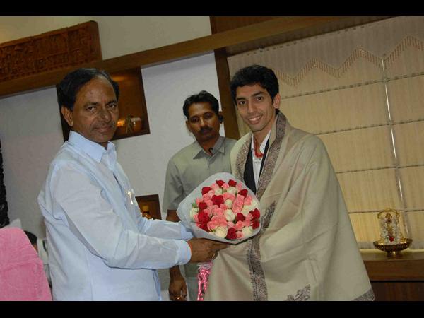 కేసీఆర్