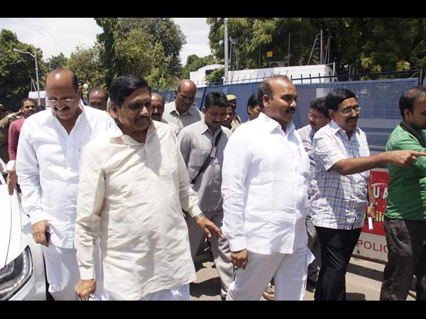ఏపి మంత్రులు