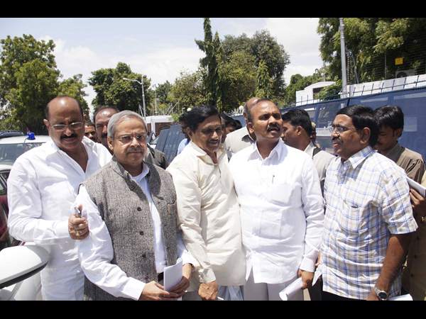 ఏపి మంత్రులు