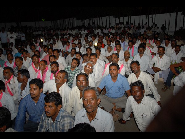 టిఆర్ఎస్‌లో చేరిక