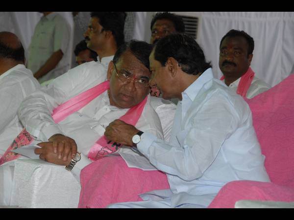 కెసిఆర్