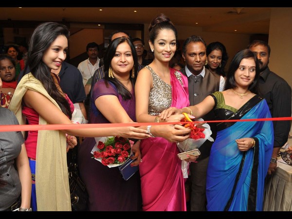 ఎగ్జిబిషన్