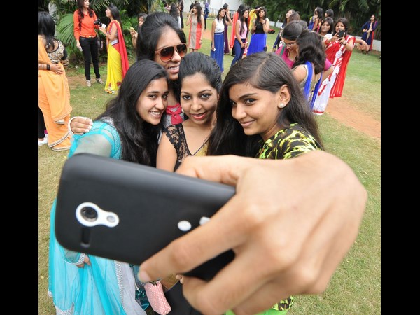 ఫ్రెషర్స్ డే