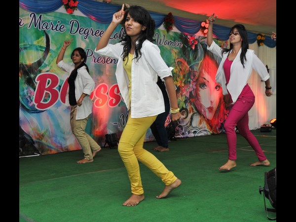 ఫ్రెషర్స్ డే