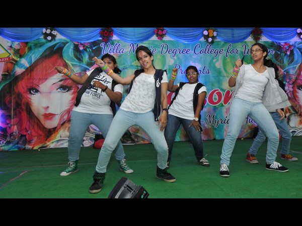 ఫ్రెషర్స్ డే