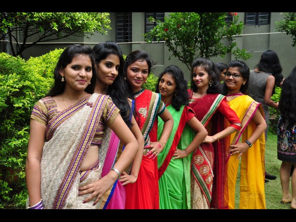 కాలేజ్ డే కాలేజ్ డే