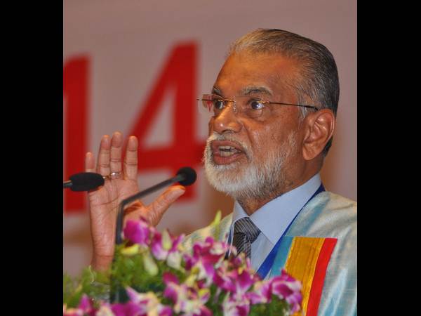 స్నాతకోత్సవం స్నాతకోత్సవం