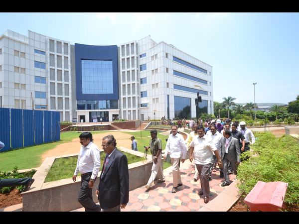 విఫ్రోపై మండిపాటు