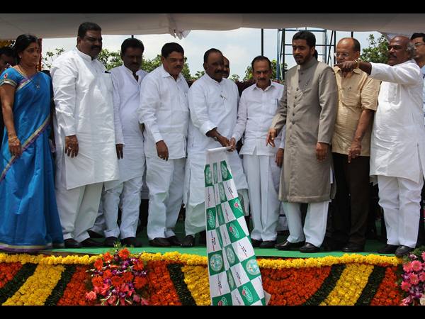 కమ్యూనిటీ హాళ్ల కోసం...