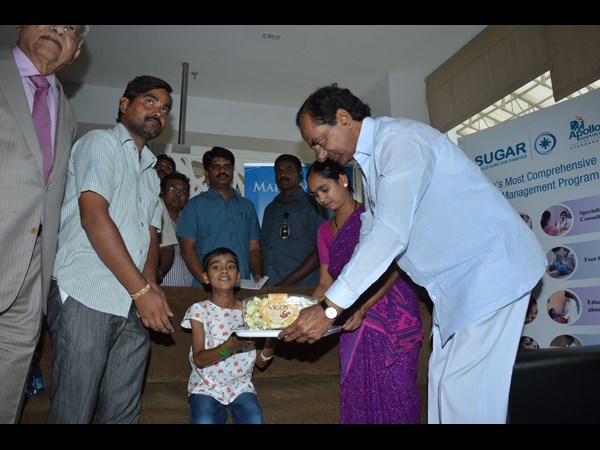 శరత్ కోరిక తీర్చిన కెసిఆర్