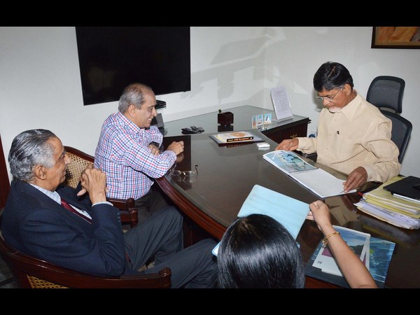 ఉన్నతాధికారులతో భేటీ...