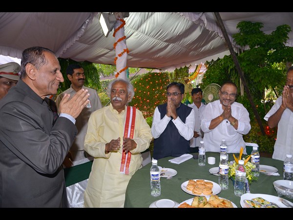 దత్తాత్రేయ, పొన్నాల...