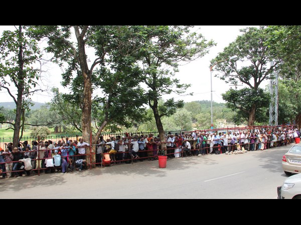 తిరుమలలో భక్తుల రద్దీ