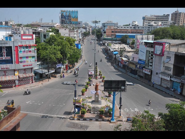 అక్కడక్కడా ఇలా...