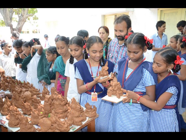మట్టి గణపతులు