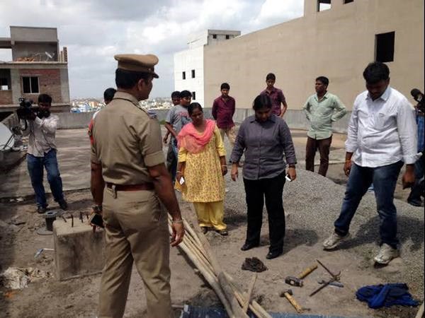 రిసీవర్స్ అరెస్టు