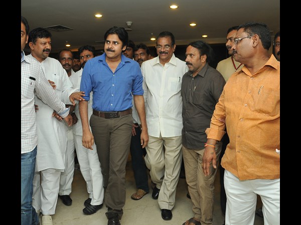 అమిత్ షాతో పవన్