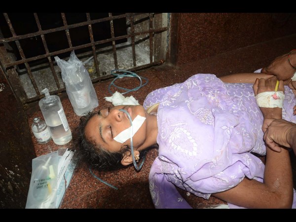 ప్రేమ జంట ఆత్మహత్యాయత్నం