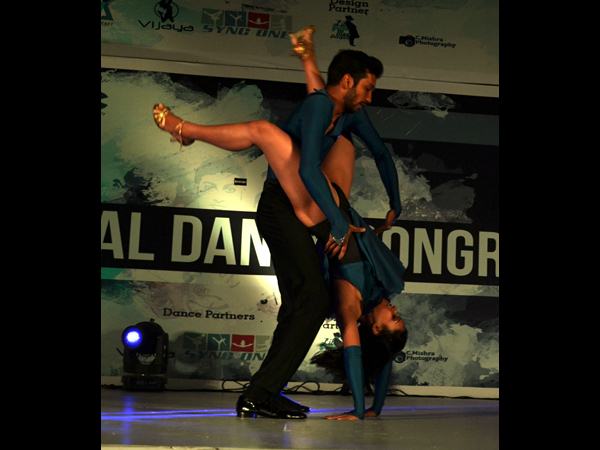 అదరగొట్టారు