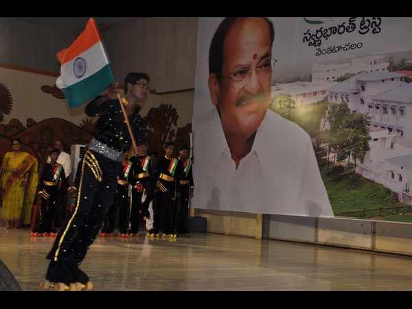 అలరించిన నృత్య ప్రదర్శన