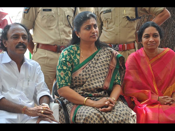 రోజా ఇలా..