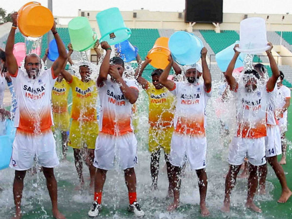 ఐస్ బకెట్ ఛాలెంజ్