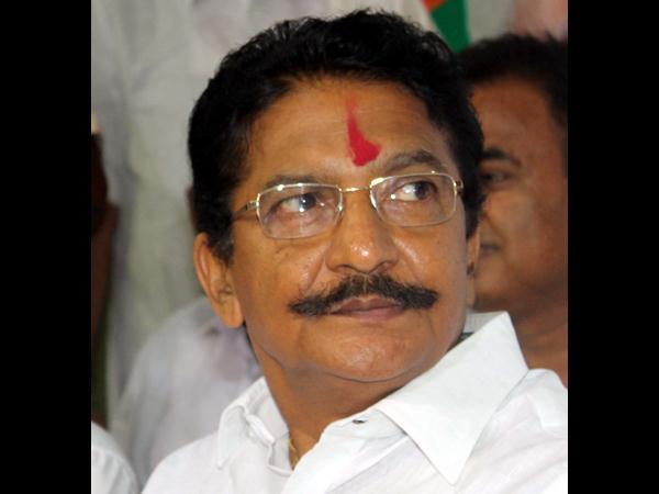 పార్టీ రాష్ట కార్యాలయంలో ఘనంగా సత్కారం
