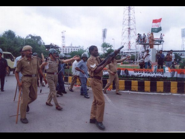 బషీర్ బాగా కాల్పులు..