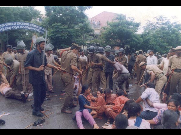 బషీర్ బాగ్ కాల్పులు...