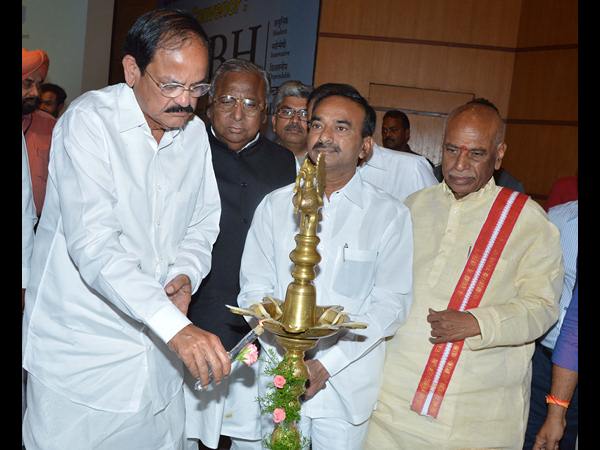 వెంకయ్య నాయుడు