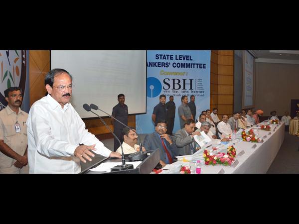 వెంకయ్య నాయుడు